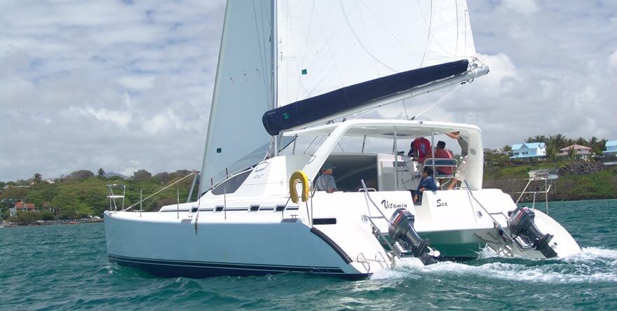 Croisière en catamaran vers L'ile aux cerfs